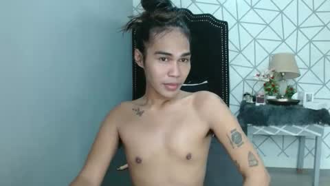 Snapshot of vampy_ebony_laxine chatting on 05/16/26, 08:00 vampy_ebony_laxine online show from 05/16/26, 08:00