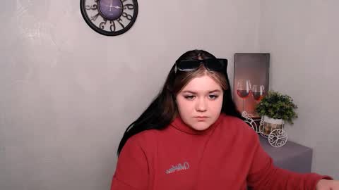 Vanda online show from 03/08/25, 04:17