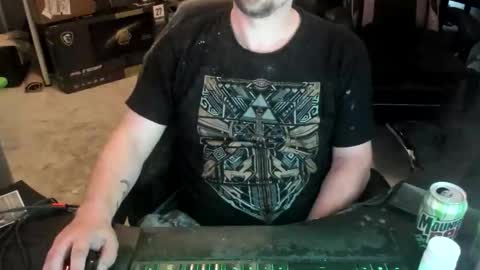 vandonh online show from 05/24/26, 06:13