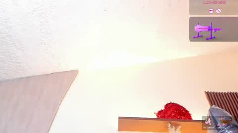 Snapshot of vane_lips chatting on 06/25/26, 05:12 V A N E online show from 06/25/26, 05:12