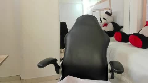 Snapshot of vanel_lope chatting on 05/15/26, 11:23 Vanel Lope online show from 05/15/26, 11:23