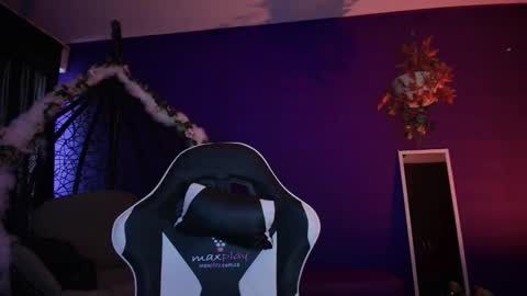 Vanelope online show from 09/09/25, 07:02