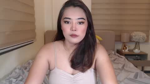 Snapshot of vanesa_pulgarin chatting on 07/15/26, 07:46 vanesa_pulgarin online show from 07/15/26, 07:46