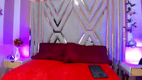 vanesaa_mejia online show from 11/06/25, 04:35