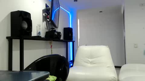 vanessa and samantha online show from 01/15/25, 12:47