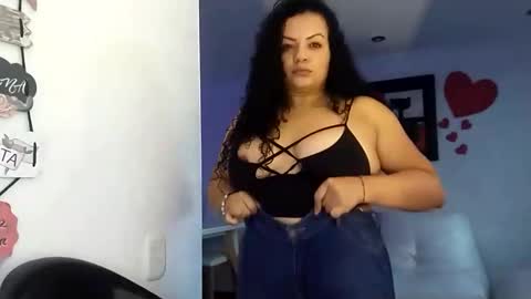 vanessa and samantha online show from 04/16/26, 09:39