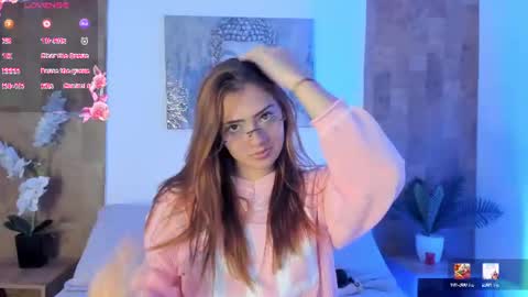 Snapshot of vanessa_foxyy chatting on 07/14/26, 09:31 vanessa_foxyy online show from 07/14/26, 09:31