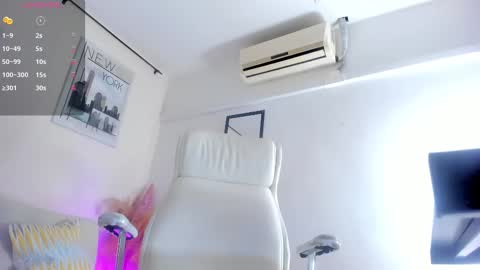 Vanessa online show from 02/22/25, 01:55