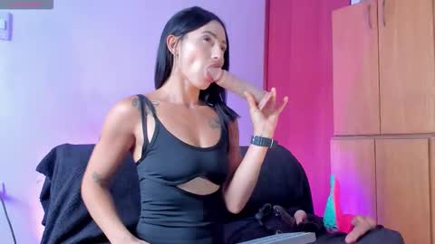 Vanessa online show from 11/24/25, 04:07