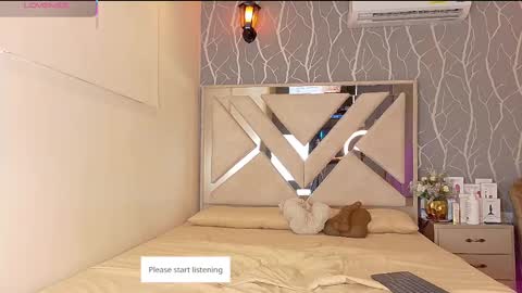    online show from 10/23/25, 12:15