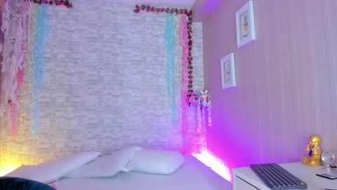 Vanessa online show from 04/04/26, 11:51