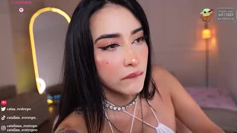 vanessa sexxy online show from 11/17/25, 01:44