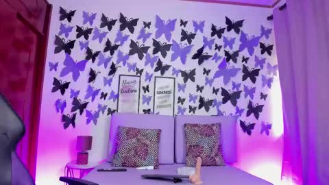 Snapshot of vanessaa_sexygirl chatting on 02/10/25, 03:42 Vanessa online show from 02/10/25, 03:42