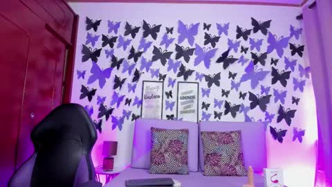 Snapshot of vanessaa_sexygirl chatting on 02/12/25, 12:22 Vanessa online show from 02/12/25, 12:22