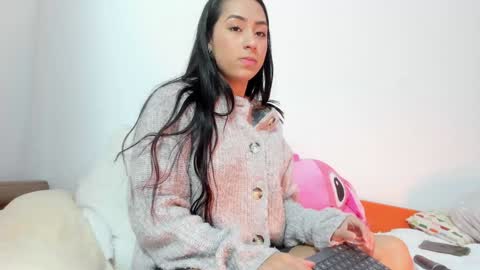 vanessaadol online show from 12/05/24, 02:33