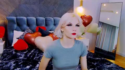 Snapshot of vanessaaustin chatting on 02/15/26, 02:47 Vanessa online show from 02/15/26, 02:47