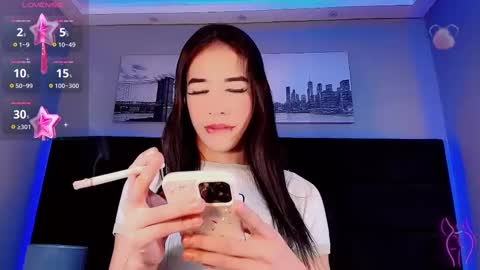 Snapshot of vanessacastroo chatting on 03/10/25, 12:48 vanessacastroo online show from 03/10/25, 12:48