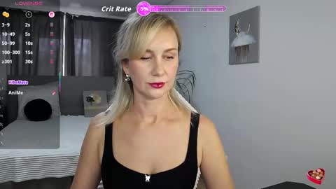 Vanessa  online show from 09/17/25, 11:12