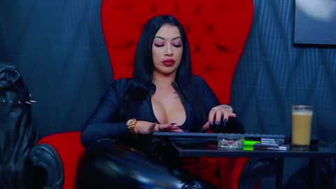 Miss Vanessa online show from 01/23/25, 01:30