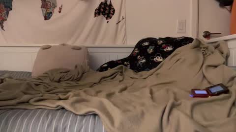 Vanessa  online show from 03/25/26, 07:25