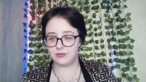 vanessashadow online show from 06/10/26, 03:00