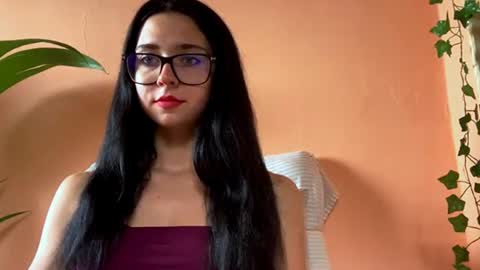 Snapshot of vanessashinex chatting on 06/30/26, 07:31 VanessaShineX online show from 06/30/26, 07:31