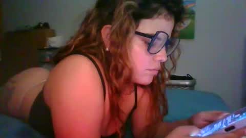vanessashows online show from 10/21/25, 08:42