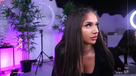 Vanessa Simon online show from 01/20/25, 06:53