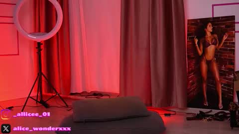 Vanessa Simon online show from 02/03/26, 06:51