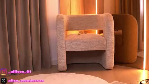 Vanessa Simon online show from 03/22/26, 06:17