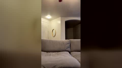 vanessavera02 online show from 01/06/26, 04:49