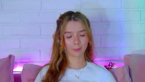 VanessaVienne online show from 02/19/26, 04:19