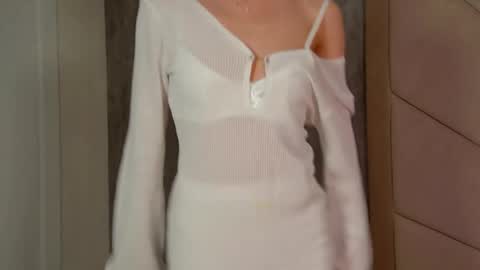 VanessaVienne online show from 03/21/26, 04:43