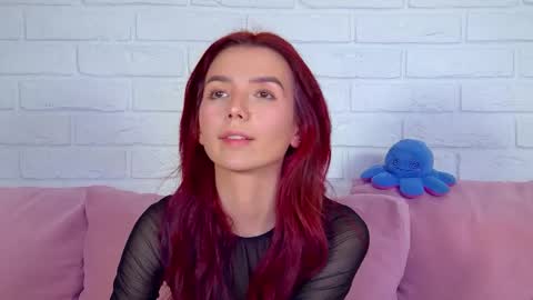 VanessaVienne online show from 05/17/26, 04:03