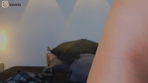 New account follow me online show from 03/11/25, 12:22