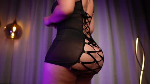 Vania  online show from 01/06/25, 12:16