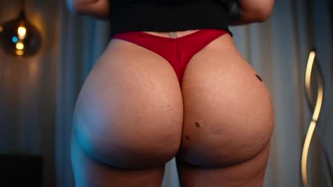 Vania  online show from 01/13/25, 01:02