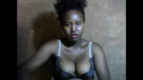 vaniah321 online show from 12/28/24, 11:30