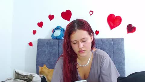 Snapshot of vanie_ chatting on 07/11/26, 12:46 Ruby and Vanie online show from 07/11/26, 12:46