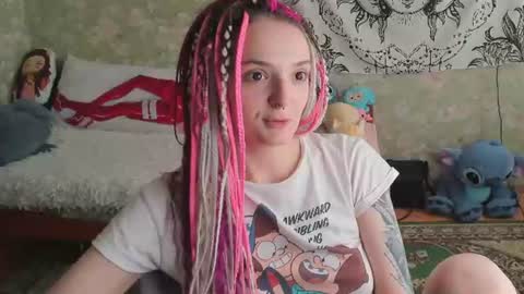 Snapshot of vanilla_arya chatting on 07/10/26, 11:02 Adelina online show from 07/10/26, 11:02