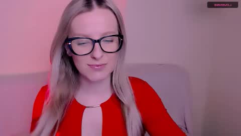 Mia online show from 01/09/26, 11:24