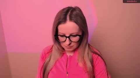 Mia online show from 02/24/26, 04:38