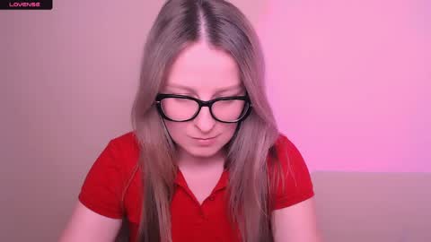 Mia online show from 04/29/26, 05:06