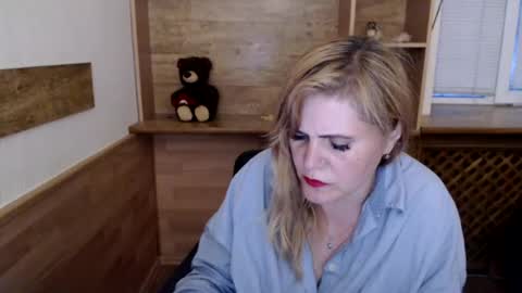 vanillaloveli online show from 06/28/26, 05:52