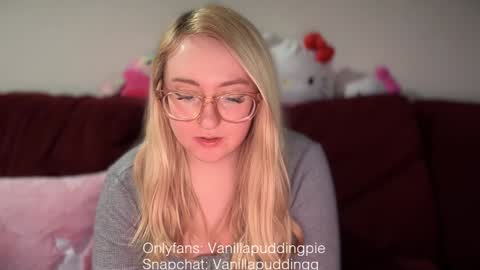 vanillapuddingpie online show from 12/10/24, 11:40