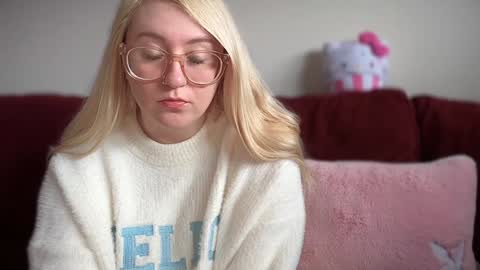 vanillapuddingpie online show from 01/23/25, 05:10