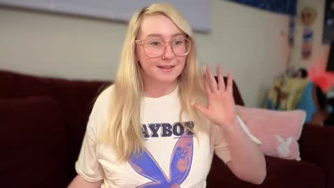 vanillapuddingpie online show from 02/03/25, 01:09