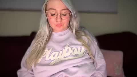 vanillapuddingpie online show from 02/17/26, 03:03