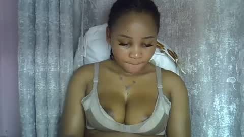 vanillavenus online show from 06/16/26, 01:47