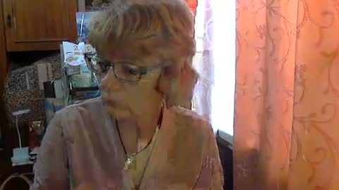 Vanillaxcreamy online show from 02/19/26, 08:21